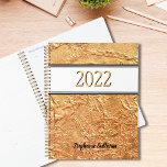 Or personnalisé<br><div class="desc">Cet élégant Planner est décoré avec une impression texturée en faux or. Customisez-le en changeant le nom et l'année.</div>