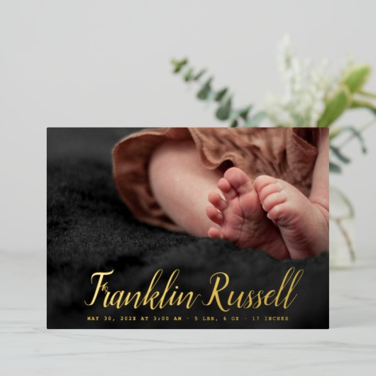 or SCRIPT Nom garçon Baby Faire-part de naissance (Debout devant)