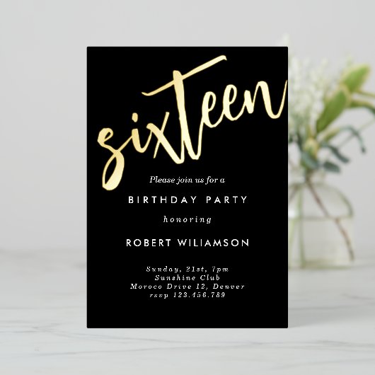 Or seize anniversaire invitation (Debout devant)