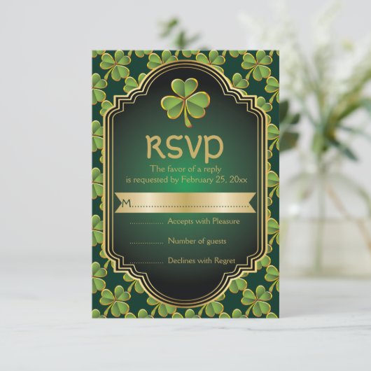 Or, vert trèfle irlandais et cadre mariage RSVP (Debout devant)