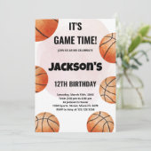 Orange Balls Basketball Anniversaire Invitations (Debout devant)