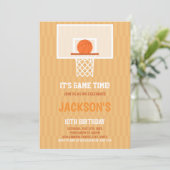 Orange Basketball Anniversaire Invitation (Debout devant)