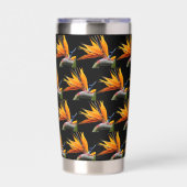 Orange Bird of Paradise Plant Pattern on Black Geïsoleerde Drinkbeker (Voorkant)
