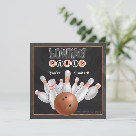 Orange Bowling Party Invitation (Debout devant)
