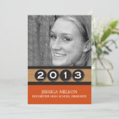 Orange Classy Keys Graduation Invitation (Debout devant)