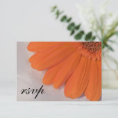 Orange Daisy White Satin Wedding Réponse RSVP (Debout devant)