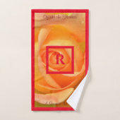 Orange Jaune Un Rose est le meilleur monogramme (Serviette à main)