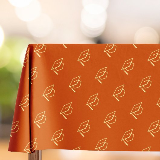 Orange Modern Graduation Cap Pattern Tafelkleed