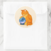 Orange Tabby cat with blue crystal ball  Ronde Sticker (Tas)