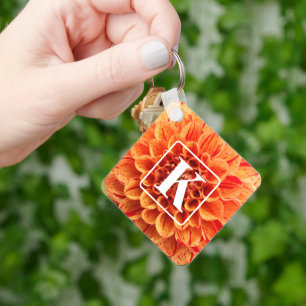 Oranje Bloem Sleutelhanger met Monogram