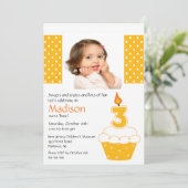 Oranje Cupcake Foto 3rd Birthday Invitation Kaart (Staand voorkant)