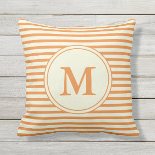 Oranje en beige monogrammen buitenkussen