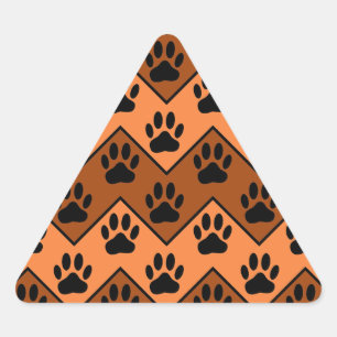 Oranje en bruine Chevron met een hond-paw-patroon Driehoek Sticker