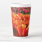 Oranje en rode tulpen latte mok (Voorkant)