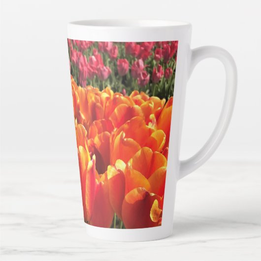 Oranje en rode tulpen latte mok (Rechts)