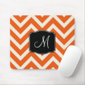 Oranje en witte Chevron Stripes met monogram Muismat (Met muis)