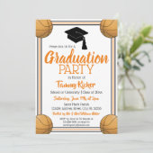 Oranje en zwarte Basketball Graduation Party Kaart (Staand voorkant)