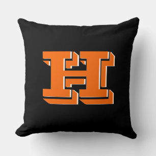 Oranje en Zwarte College Block Lettertype Initiaal Kussen