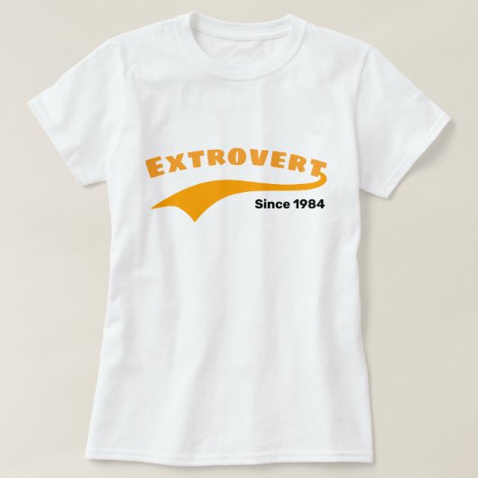 Oranje extravert typografie Swoosh aangepaste datu T-shirt (Design voorkant)