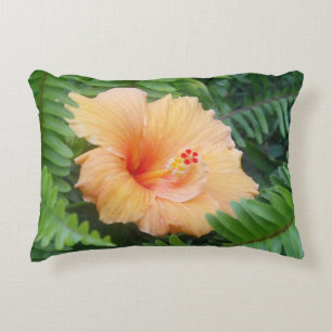 Oranje Hibiscus Flower met Ferns Accent Kussen