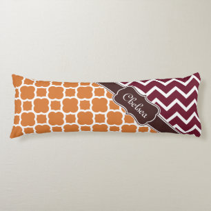Oranje Lattice Maroon Chevron Pattern Naam bruin Lichaamskussen