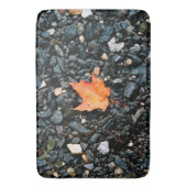 Oranje leder op Black Rocks Badmat (Voorkant Verticaal)