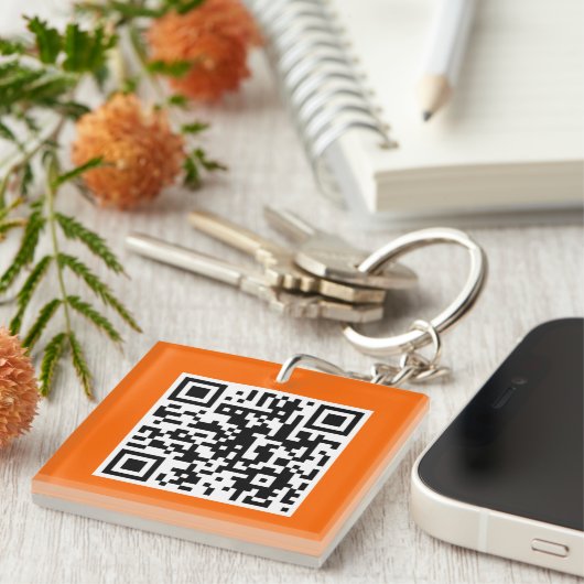 Oranje QR-CODE Aangepast Sleutelhanger (Voorkant Rechts)