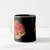 ORANJE ROOS 2 TWEEKLEURIGE KOFFIEMOK (Voorkant links)