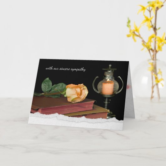 oranje roos op Heilige Bijbel Kaart (Gele Bloem)