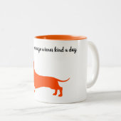 Oranje Silhouette Dachshund Mok (Voorkant rechts)