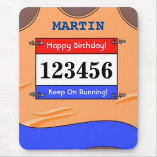 Oranje testmuis met draaiende muis muismat