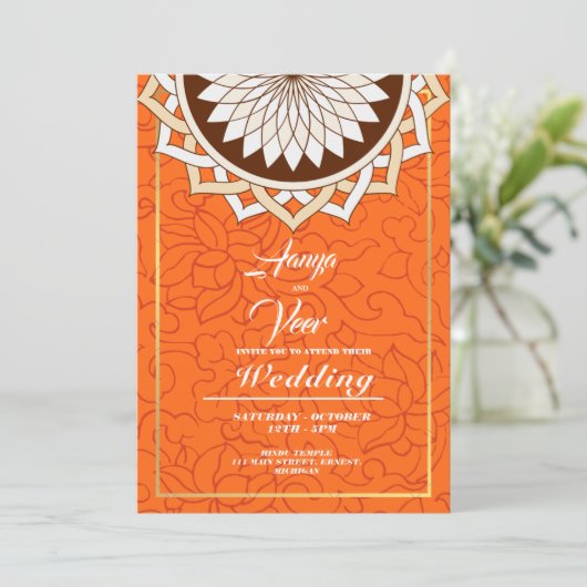 Oranje uitnodiging voor een Indische bruiloft (Staand voorkant)