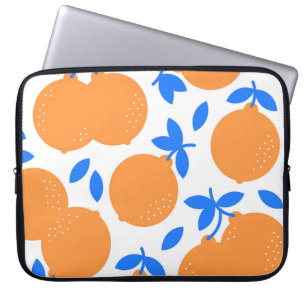 Oranje vruchten: prachtig blauw-getwijnd patroon. laptop sleeve