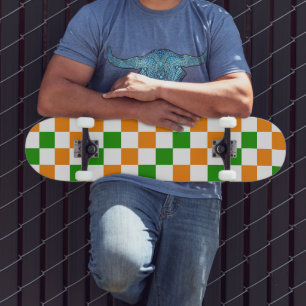 Oranje Wit Groen Geruit Patroonontwerp Skateboard