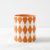 Oranje Witte Harlequin Diamonds Checkers Ontwerp Mok (Midden)