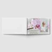 Orchidées roses sur le mémorial des funérailles de (Complet)