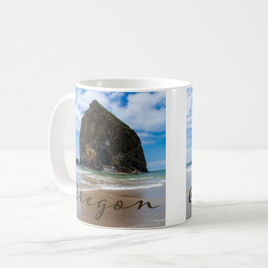 Oregon Cannon Beach Haystack Rock Souvenir Mug (Devant gauche)