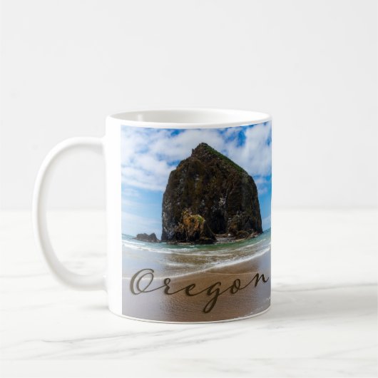 Oregon Cannon Beach Haystack Rock Souvenir Mug (Gauche)