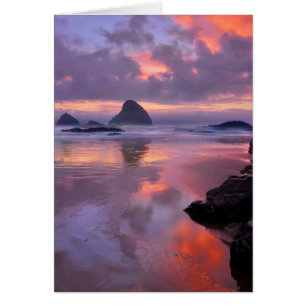 Oregon strand en zee-stapels, zonsondergang