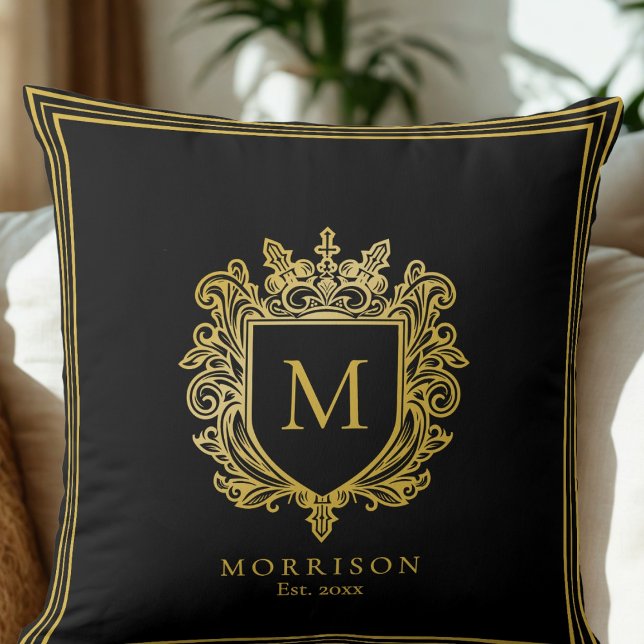 Oreiller à lancer de monogramme d'or (Gold Monogram Crest Throw Pillow)