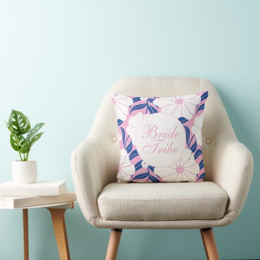 Oreiller à lancer de rêve floral (Chaise)