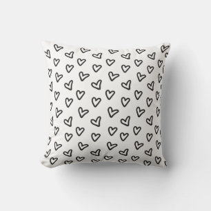 Oreiller à lancer du coeur noir moderne