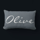 Oreiller à lancer Lumbar personnalisé<br><div class="desc">Mettez votre nom sur notre magnifique lombaire jetez l'oreiller.</div>