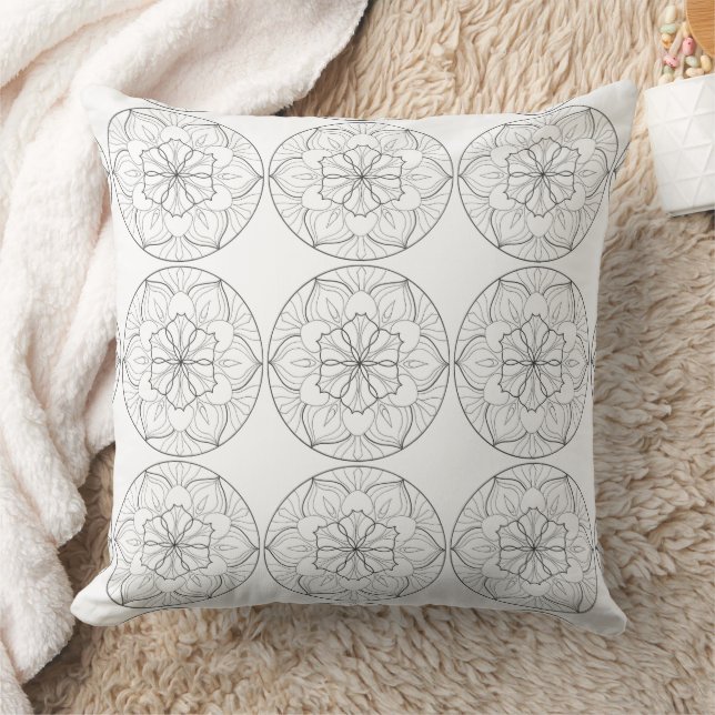 Oreiller à motif de fleurs en cercle mandala noir  (Couverture)