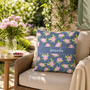 Oreiller à motif de pivoines avec nom personnalisé