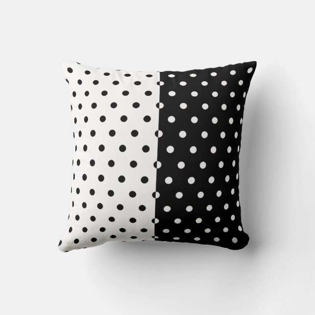 Oreiller à pois noirs et blancs (Verso)