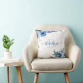 Oreiller à rose bleue aquarelle monogrammée (Chaise)