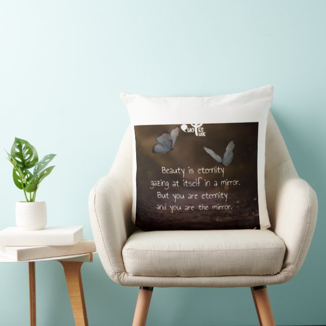 Oreiller citation papillon Éternité Beauté (Chaise)