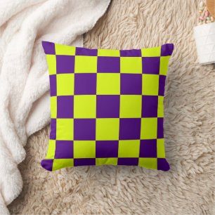 Oreiller damier jaune violet