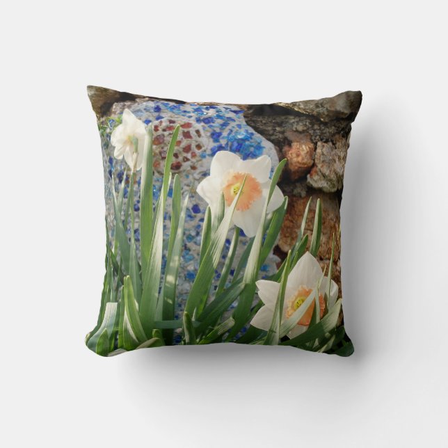 Oreiller de jardin aux jonquilles blanches (Recto)